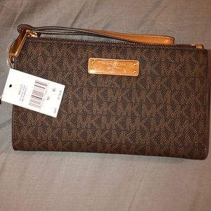 Brand new Michael Kors wallet